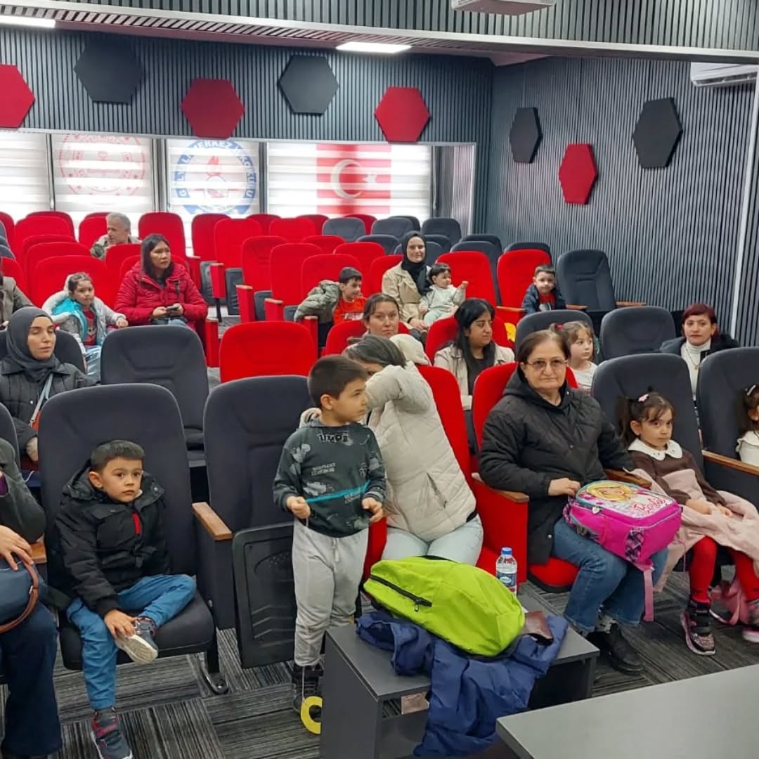 Gülyalı’da Öğrencilere Sağlık Eğitimi